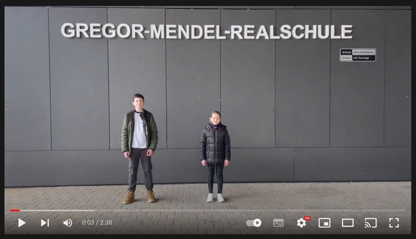 Titelbild zu Schulfilm - Film auf YouTube ansehen
